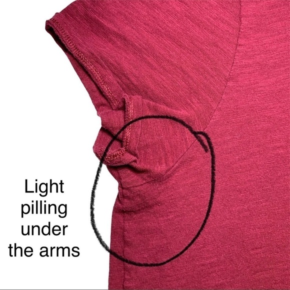 Old Navy Wear Every-wear Short Sleeve T-Shirt in Golly Gee Garnet Large - Picture 8 of 14